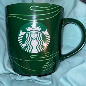 2020 Starbucks 12 oz mug green coffee cup